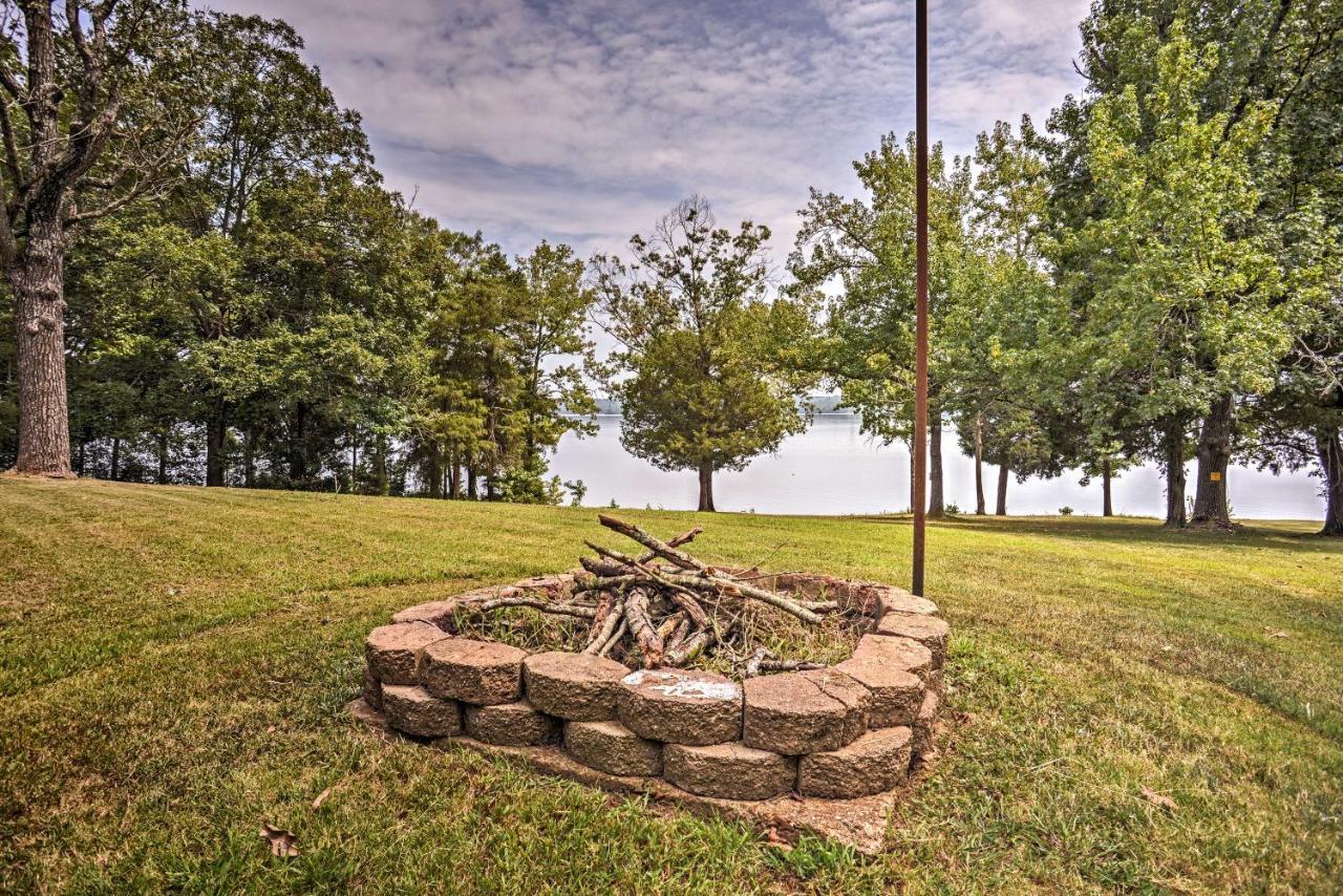 Waterfront Tennessee Home On Kentucky Lake With Deck Springville Exterior photo