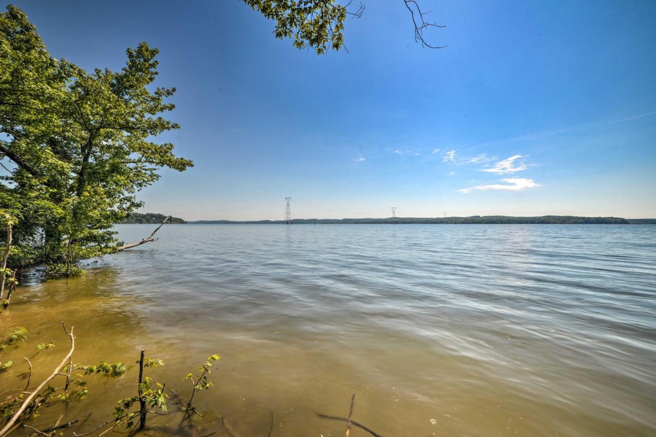 Waterfront Tennessee Home On Kentucky Lake With Deck Springville Exterior photo